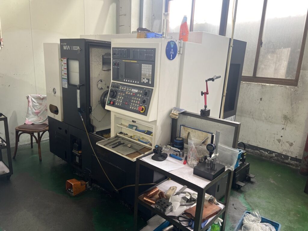 Hyundai WIA CK6150 CNC lathe