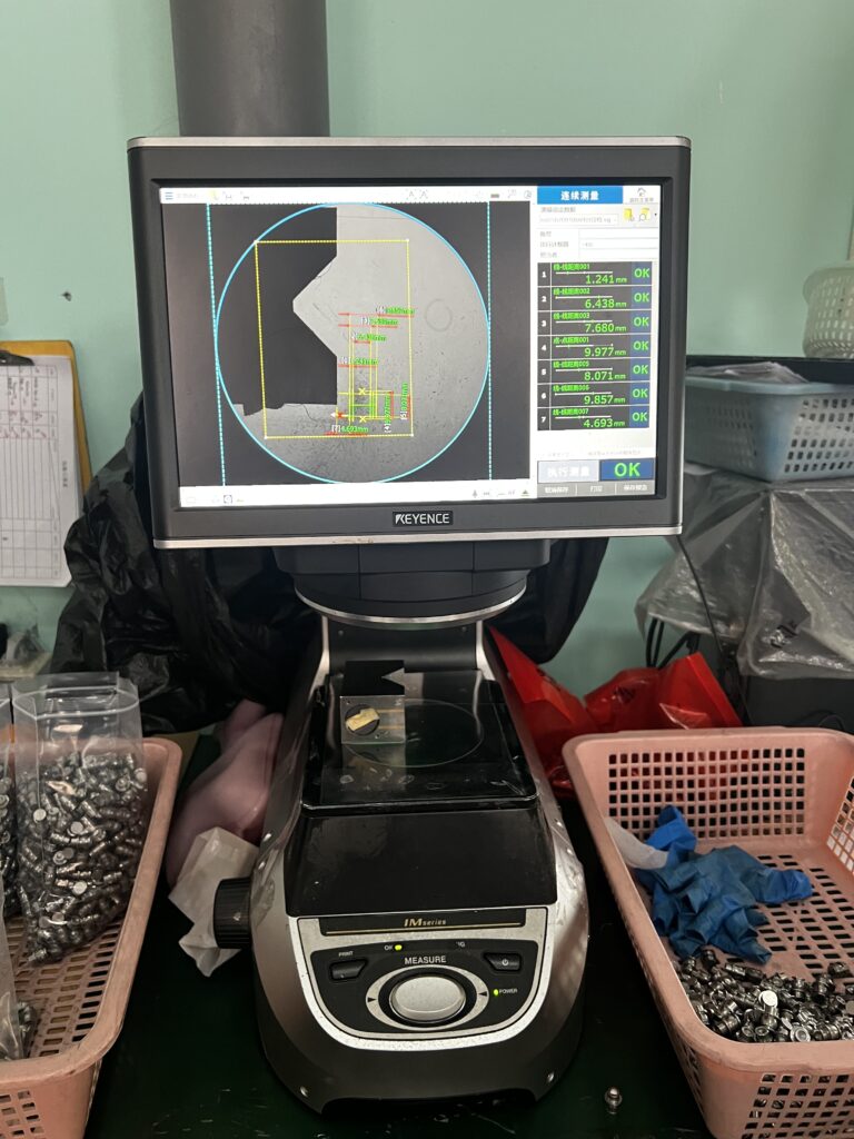 KEYENCE IM-8000 Instant measurement system